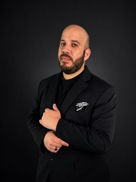 Anibal Hernández, agente de A&H Wealth Group
